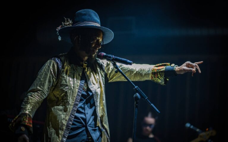 Fantastic Negrito presenta Son of a Broken Man, uno de sus trabajos más personales